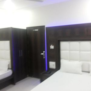 Hotel Pink City @ Opposite New Delhi Railway Station
